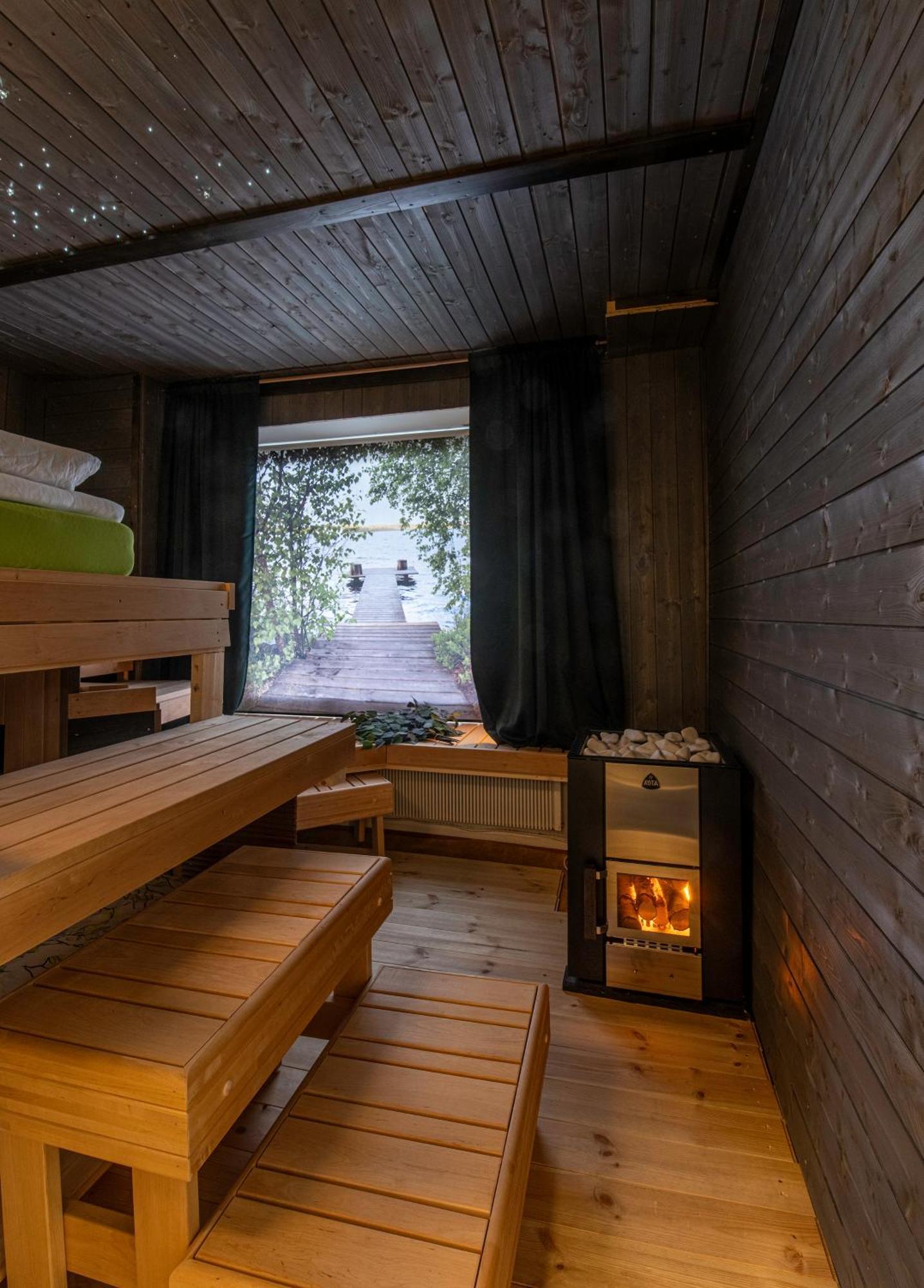 Kalle'S Unluxury Guest House Cl0Sed From 1St Of Feb 2025 هلسنكي الغرفة الصورة