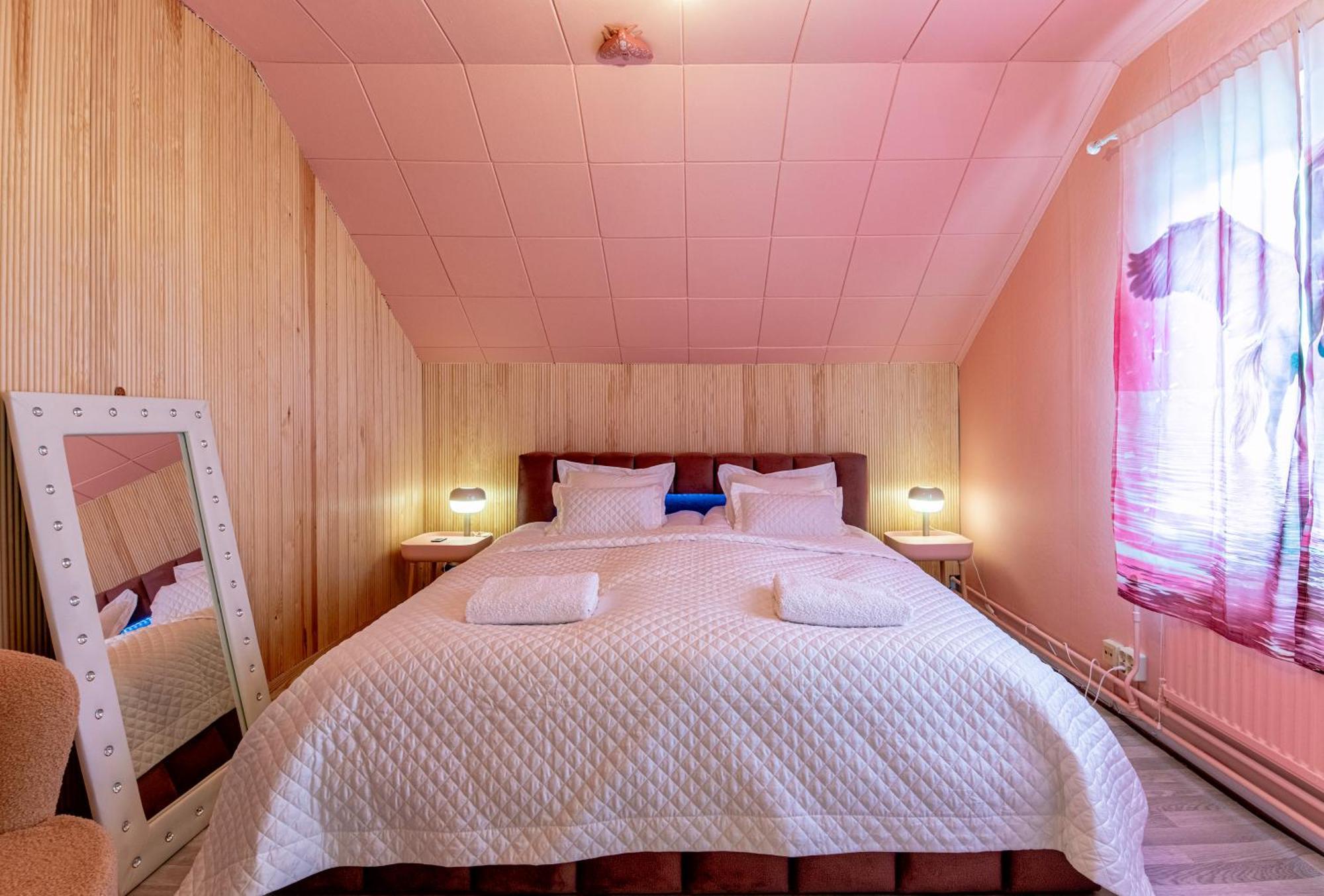 Kalle'S Unluxury Guest House Cl0Sed From 1St Of Feb 2025 هلسنكي الغرفة الصورة